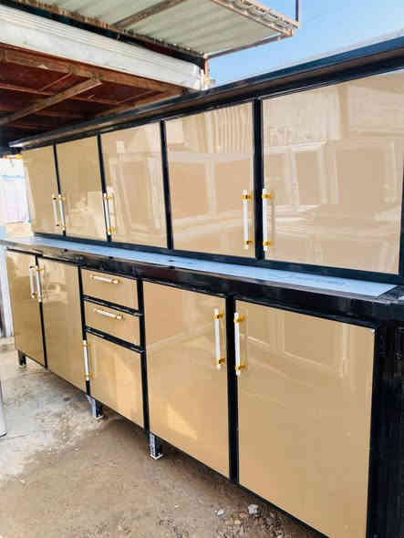 بسم الله 
وصلت وجبة كاونترات وسنكات شغل حطاطة درجة اولى  
موقعنا شهربان مجاور البريد قرب جمعية جنة شهربان 🌲🌲  ***********
