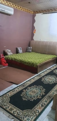 الموقع الغربي الثاني • ١٣٠م • ٤ غرف