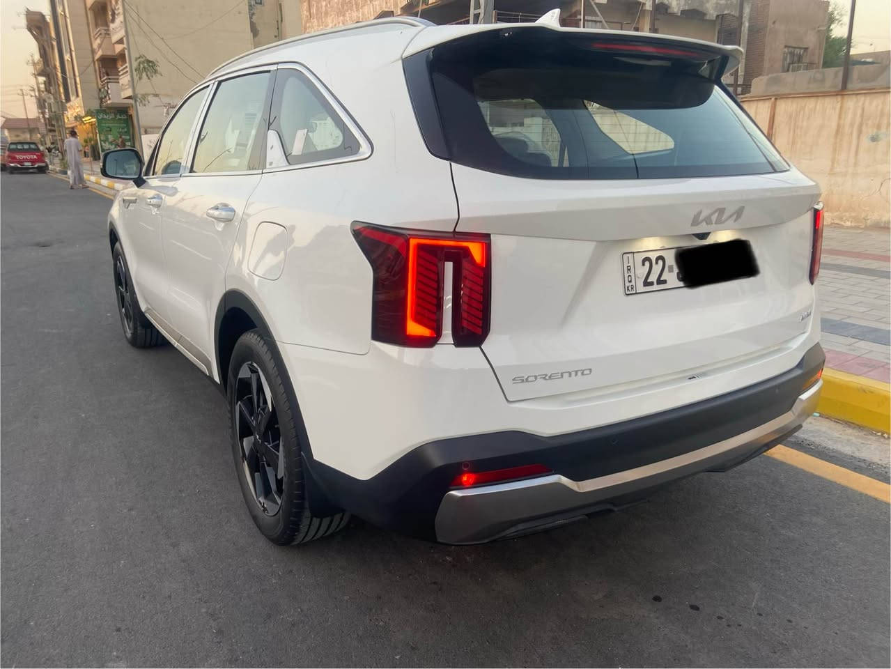 سورنتو 2024 4 سلندر 
عداد السيارة 50الف KM
رقم اربيل بااسم شركة الراوي
كفالة عامة كلش نضيفة السيارة 
الهاتف / ‭***********‬ بغداد, العراق
