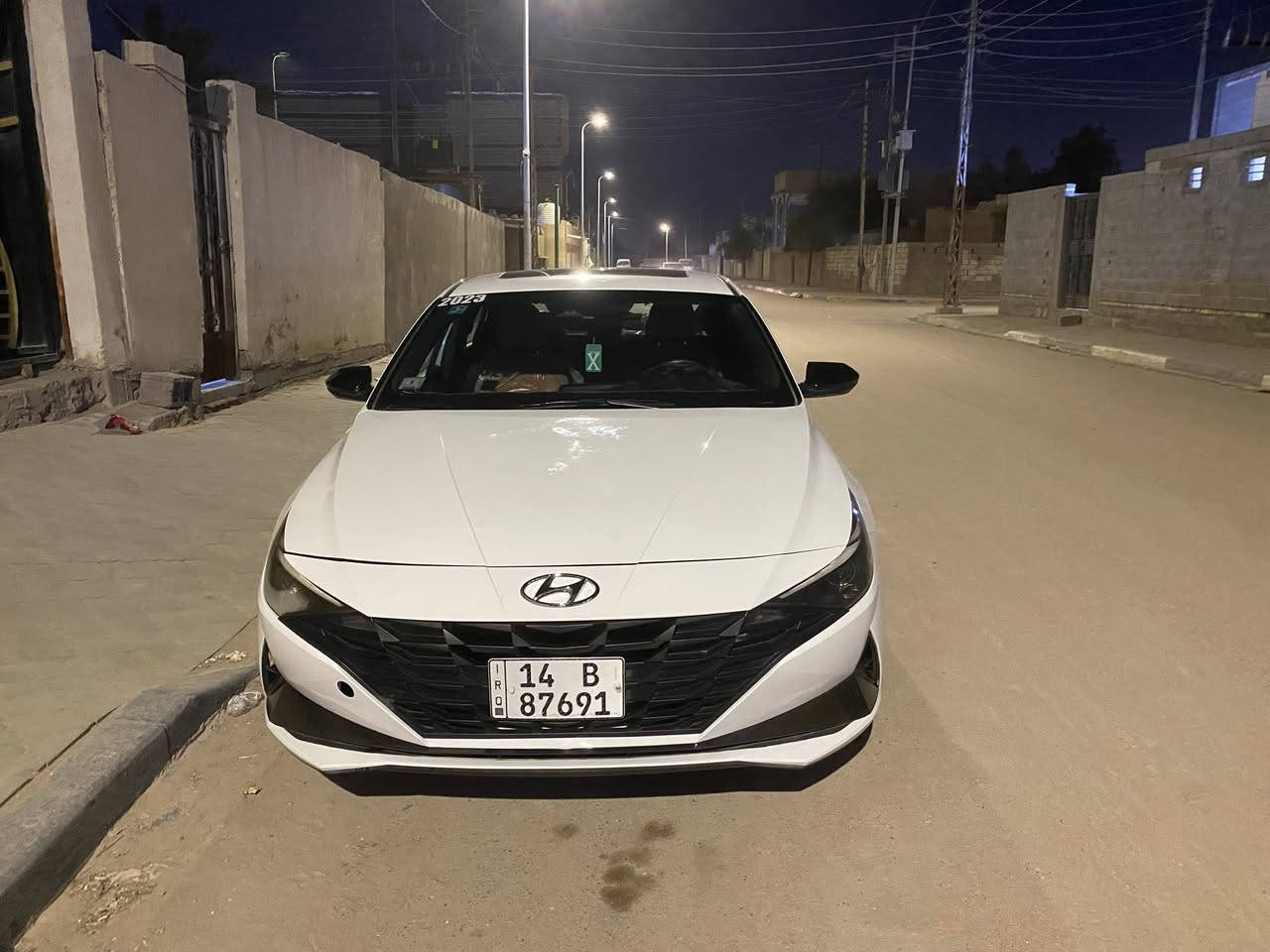 السلام عليكم
النترا 2023 لمتدد فول مواصفات 
وارد امريكي
رقمها بصرة معوقين
ضررها موجود بالفحص
محرك 1600 تيربو
ما ناقصها شي السيارة جديدة
مكانها الزبير
السعر 156

للأستفسار ***********
