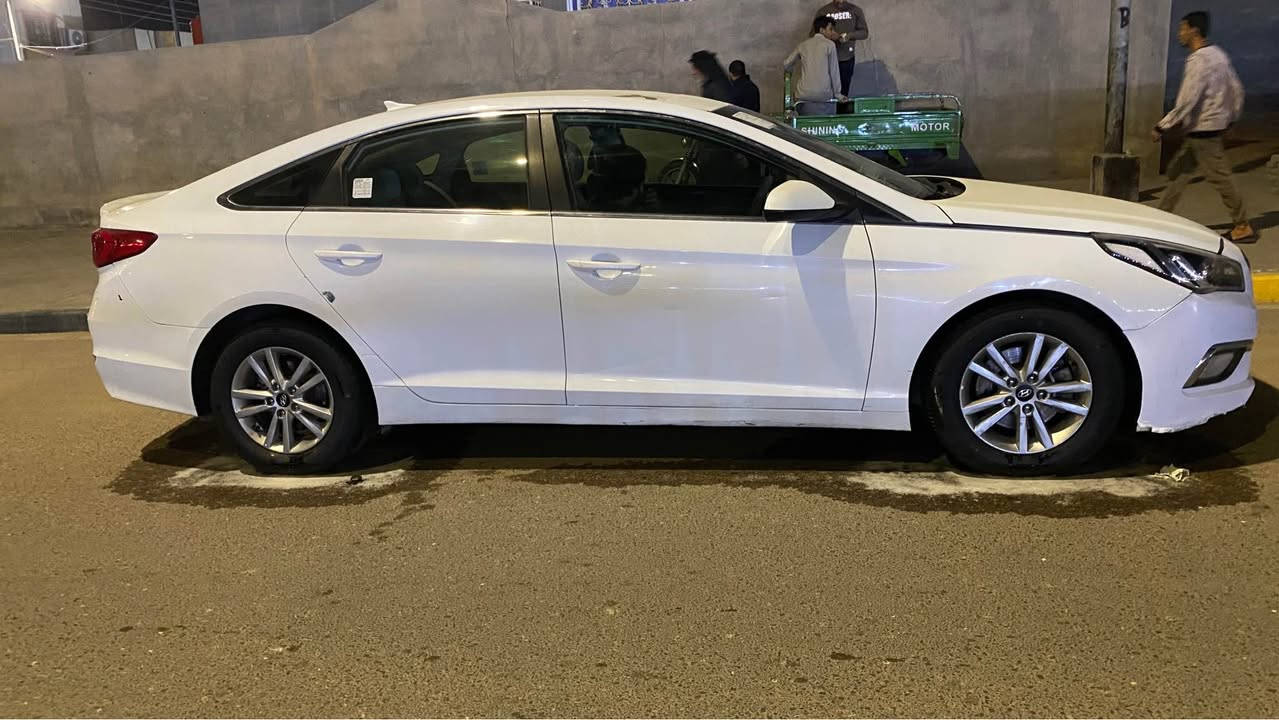 السلام عليكم سوناتاء مديل 2016 وارد أمريكي داخله حادث ربع البنيد وخشم المدكر مصلحات نفسهن سياره كلها ليبل واحد مكينه 2400 برقي مامفتوح بيها سياره جاهزه مكينه كير حداده تبريد تخم تاير رقم ذي قار حره تحويل راعيها بل بصره سنويه مامنتهيه السعر 118 مكاني البصره امن الداخلي ***********الشراي يخابر مامتواجد عل فيس البصرة, العراق
