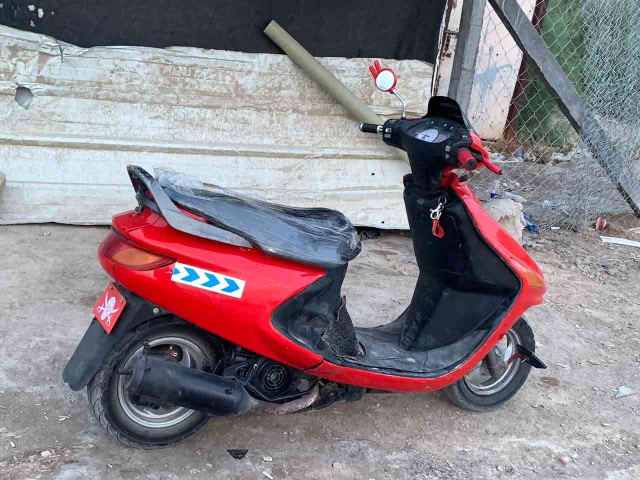 حلوا ونضيفه عوزها كلجات ونواقص بصيطه هندر واحد وخرسه دراجه ب٢٠٠ قفلها مو شراي لاتراسلني


**إذا كنت صاحب هذا الإعلان وتريد حذفه لأي سبب، رجاءا أرسل رسالة إلى الدعم الفني**