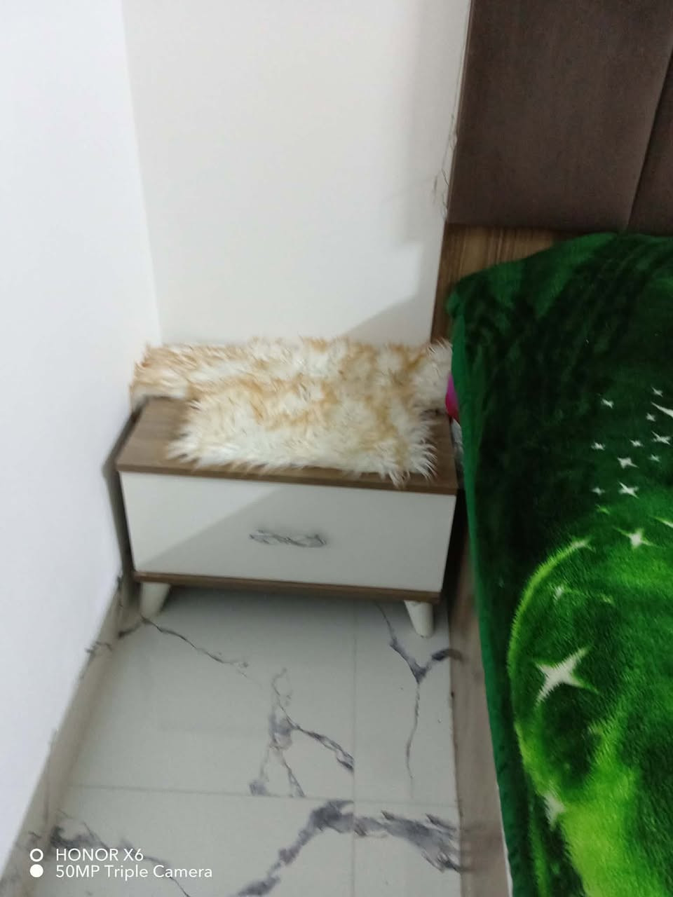 غرفه نوم تركي للبيع 5قطع مثل ماوضح بل فيديو السعر 150 وبيها مجال


**إذا كنت صاحب هذا الإعلان وتريد حذفه لأي سبب، رجاءا أرسل رسالة إلى الدعم الفني**