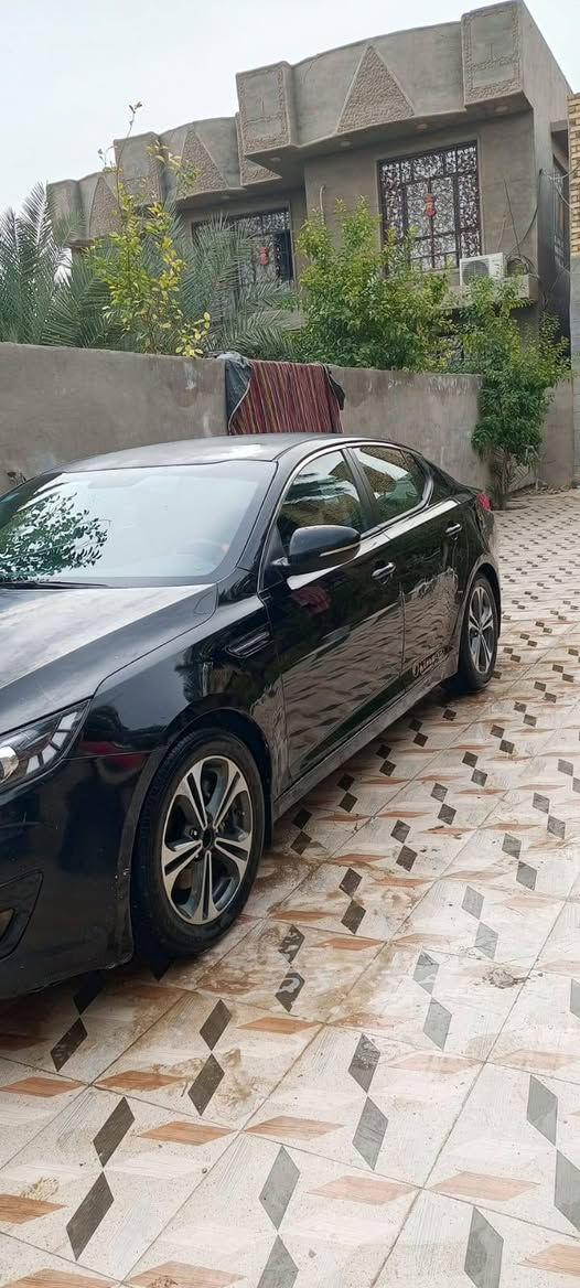 اوبتيما 2013 رقم بغداد باسمائنا حلوه وجديده السياره حادثه جام  جاملغ وبنيد وربع جاملغ خلفي   ماكينه 2400 سعر السياره92 وبيها مجال ***********
