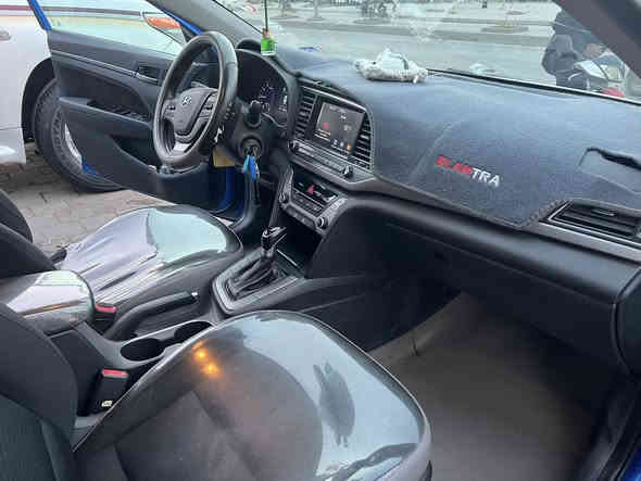 سلام عليكم
النترا موديل 2017 وارد كندي تبدل بنيد فقط
مكفولة من الصبغ محرك 2000دوش
رقم دولي تحويل ثاني يوم 
مكان بغداد مدينة الصدر
الاتصال *********** 
بيها ملاحضات مبينه بالصور
السعر 117$وبيها مجال
