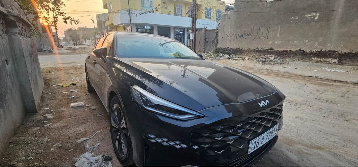 � للبيع كيا K8 موديل 2023 وارد كوري 🇰🇷

فول مواصفات 1/1 ماعده الفتحه 

حادثه جاملغ وبنيد والسونار موجود 

***********

*********** 

📍 مواصفات السيارة:

 • بنزين

 • محرك 2.5 لتر (2500 سي سي)

 • العداد 14,600 كم فقط

 • وارد كوري

 • السيارة نظيفة وبعدهي زيرو

 • ناقل حركة أوتوماتيك

 • أوضاع قيادة (ECO / NORMAL / SPORT)

 • صرفية بنزين ممتازة

 • ثبات عالي بالطريق

 • نظام مانع الانزلاق

 • نظام الثبات الإلكتروني ESP

 • وسائد هوائية أمامية وجانبية عدد6

 • نظام مانع انغلاق الفرامل ABS

 • نظام توزيع قوة الفرملة EBD

 • نظام مراقبة ضغط الإطارات

 • مساعد صعود المرتفعات

 • تثبيت سرعة

 • حساس تصادم

 • حساسات خلفيه واماميه

مقاعد جلد فاخرة

 • مقاعد حظن وتحكم كهربائيه كامل وتدفئ تبريد بلمقاعد

 • تشغيل بصمة وتشغلين عن بعد 

 • تقديم وترجيع سياره بلريمونت

 • شاشة معلومات كبيرة

 • شاشة عدادات رقمية

 • نظام بلوتوث + USB+ TUBS

 • تحكم كامل من المقود

 • تكييف أوتوماتيك مضبوط (Dual Zone)

 • فتحات تكييف خلفية

 • مرايات كهرباء مع إشارة

 • إضاءة أمامية LED

 • إضاءة نهارية LED

 • جنطه كهرباء

 • مرايا جانبية كهرباء

 • تصميم رياضي وفخم

وبعد بيه هواي مواصفات كلش هواي 

مكان سياره الديوانيه ورقم انكليزي قبل شهرين رقمته دخول جديد 

سعر215 وبي مجال للشراي واتصل بيك خير وتدلل 

***********

*********** ديوانية, القادسية
