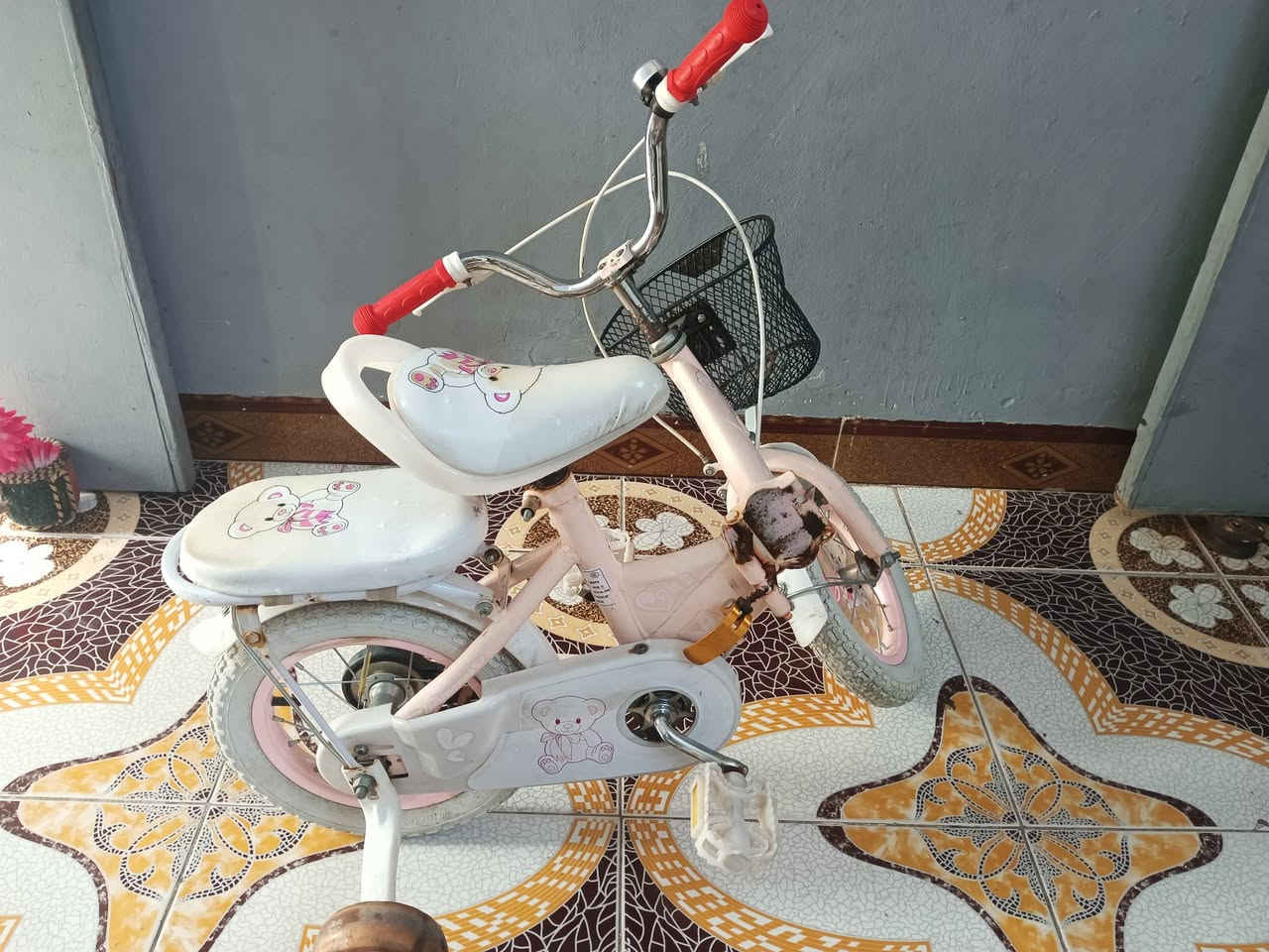 سلام عليكم باسكيل حجم 12 فول ياباني مال باله كلش نضيف بعده شركه ينطبك ويتعدل بلادي سعره 35،الف مكاني كركوك واحد حزيران ***********
