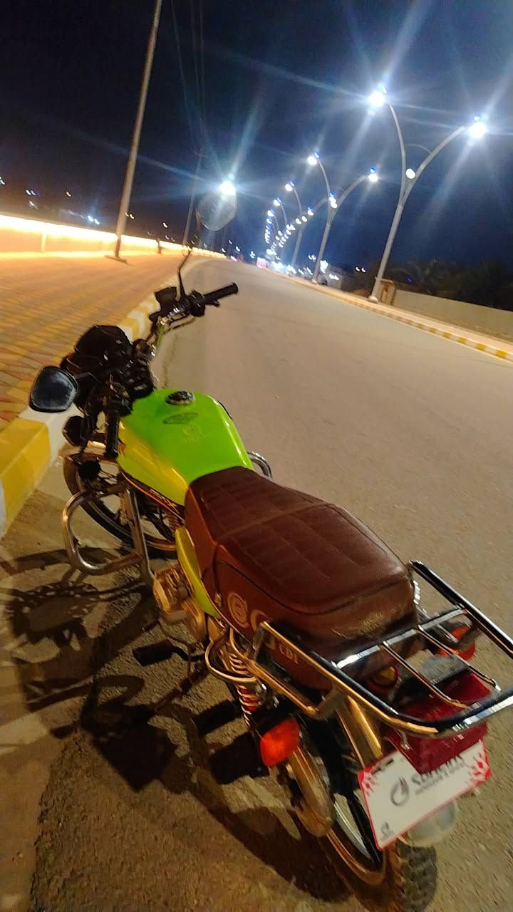 السلام عليكم ورحمة الله
اخوان دراجه سولنك للبيع🍏

موديلها 2023 باب أول🥇

سويچات 2 وبصمه 

بس هذا القناع مو وياها😅

رايدها ب 650 وبيها مجال

محتاج فلوسها ضروري 

#ادمن🫶🏼


**إذا كنت صاحب هذا الإعلان وتريد حذفه لأي سبب، رجاءا أرسل رسالة إلى الدعم الفني**