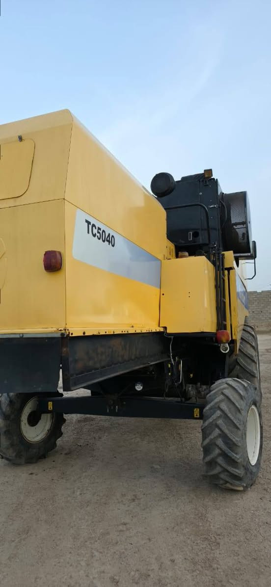 اسلام عليكم حاصدات نيوهولند للبيع موديل 2012 الاستفسار على رقم *********** اخوان مكلف بالنشر
