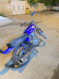 دراجه للبيع مكينه متياز مديل 25 بعده جديده وما مفتوحه شلعه ومعدل وفصله...