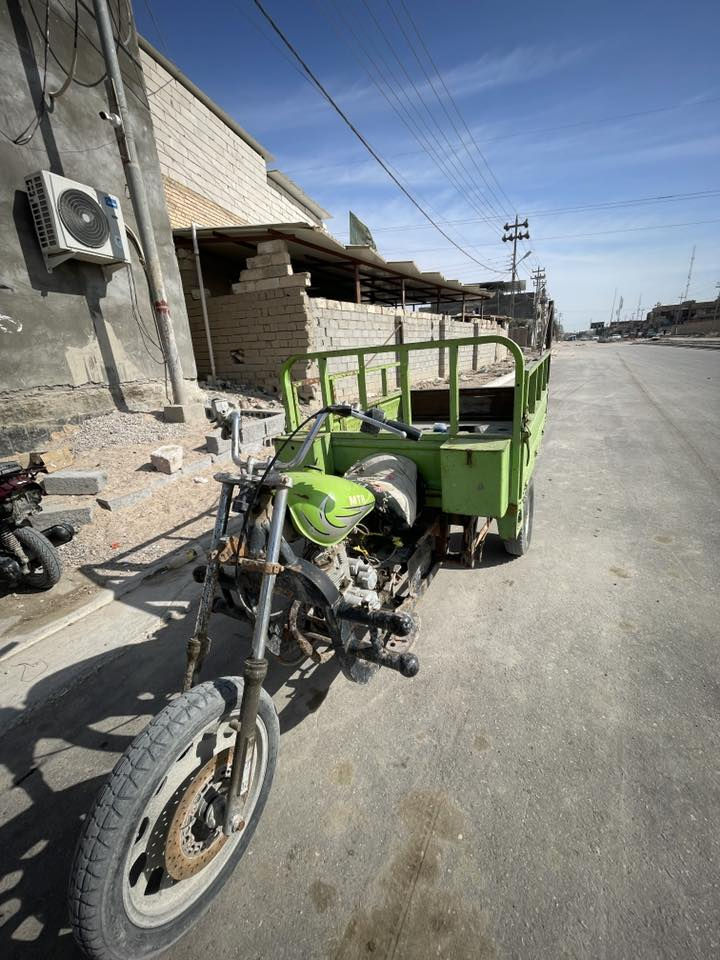 للبيع 
ستوتة ام تي ار  ستوتة كفالة بس بيها طكة بلشاصي 
ما نقصها شي شغالة 
القرنة 
السعر 450 وبيها مجال 
الشراي ‭0775 744 2868‬
