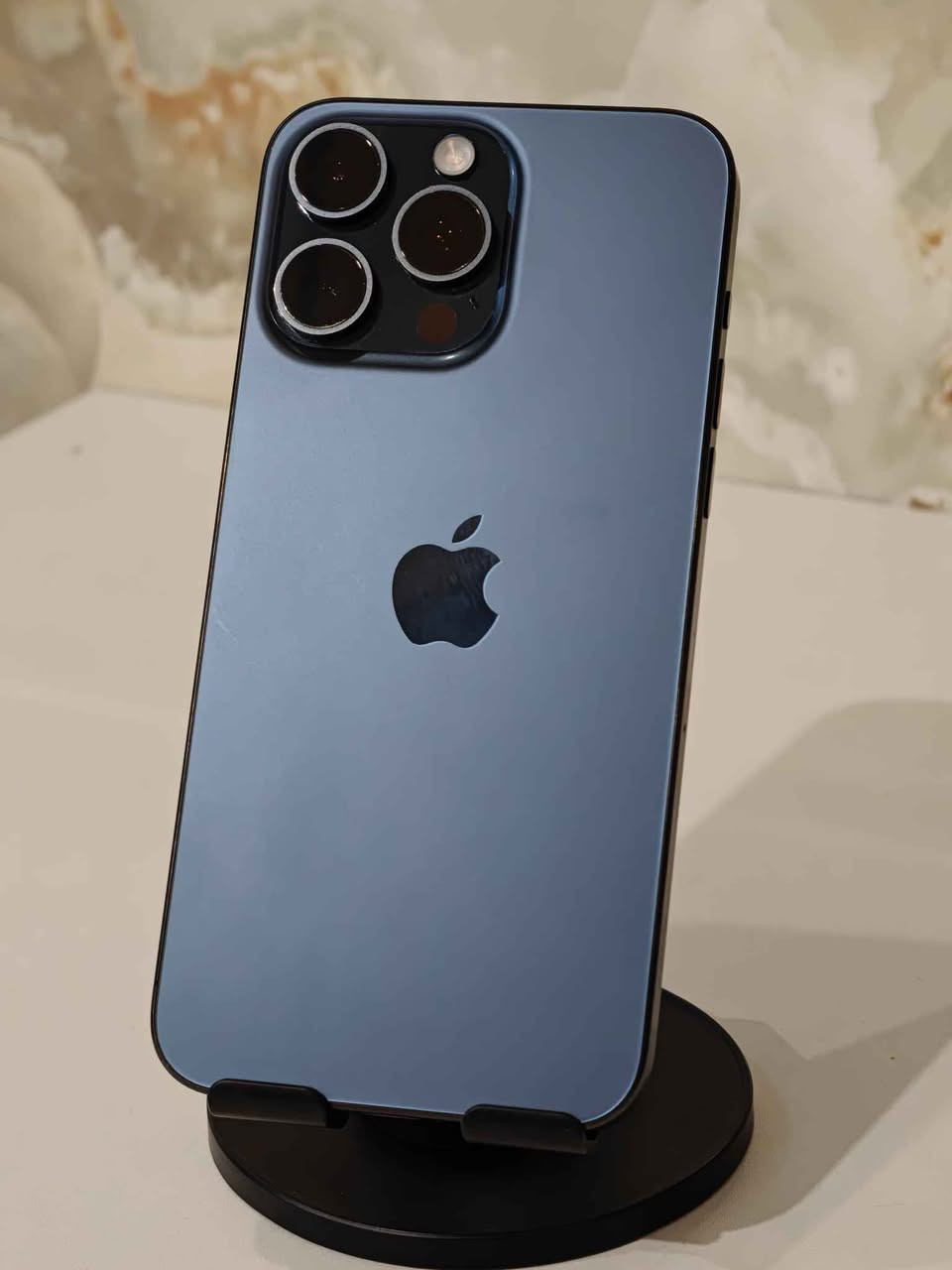 📱 ايفون 15 برو ماكس – نظيف جدًا
🔹 الذاكرة: 256GB
🔋 البطارية: 88%
🔌 عدد دورات الشحن: 503
🔹 الحالة: استعمال نظيف، ما بيه أي ملاحظة
📦 كامل ملحقات

💰 السعر: خاص  بيع او مراوس مع ايفون 14 او 16  او حت سامسونك اس 25 الترا 

📍 الجهاز مفحوص 100%
📩 للتواصل ع خاص النجف, العراق


**إذا كنت صاحب هذا الإعلان وتريد حذفه لأي سبب، رجاءا أرسل رسالة إلى الدعم الفني**