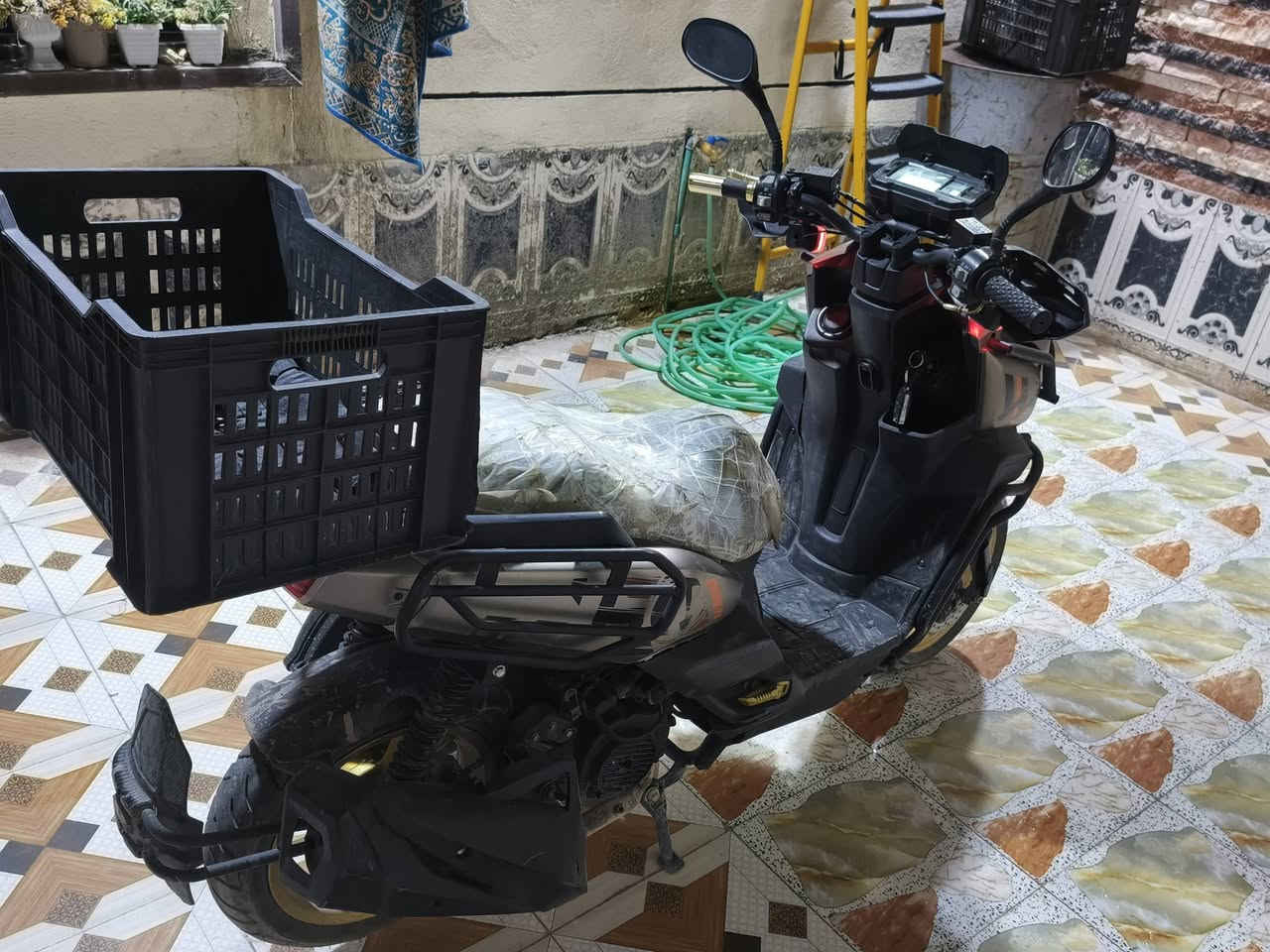 فقط اتصال
***********

السعر 600 ألف
