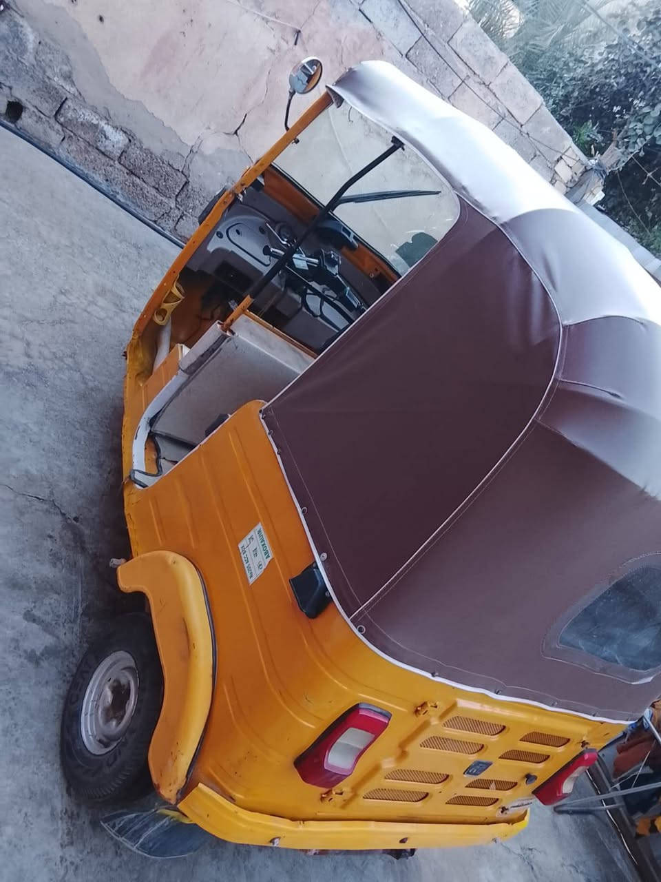 السلام عليكم تكتك جاهزه خير من الله السعر اربعه ملاين بيها مجال بصيط***********
