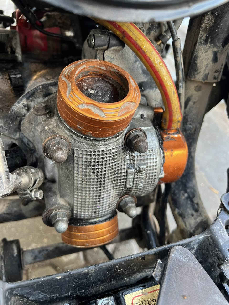 سلام عليكم للبيع ماكس مزوده 55 نقصه شغلات بصيط سعر 375 او بيه مجال هذا رقمي***********
