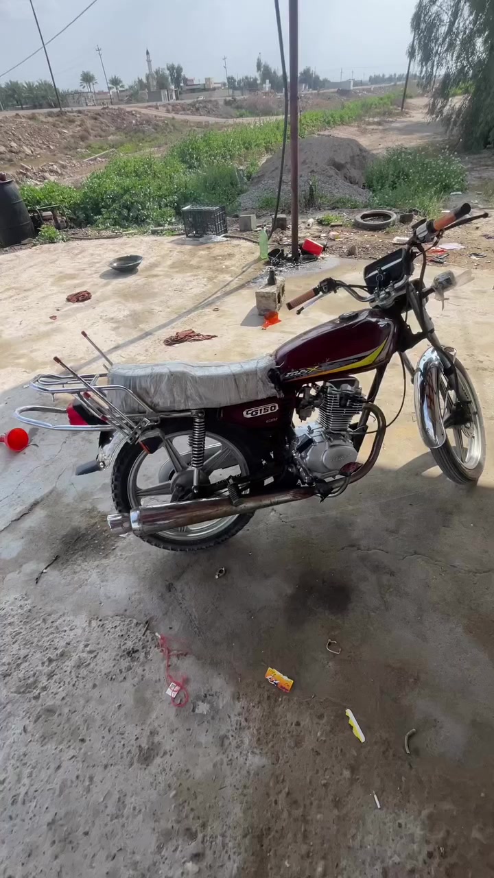 دراجة للبيع موديل 15سعر 350بيهه مجال عنوان ناحية السلام طريق دلي عباس لاستفسار ***********
