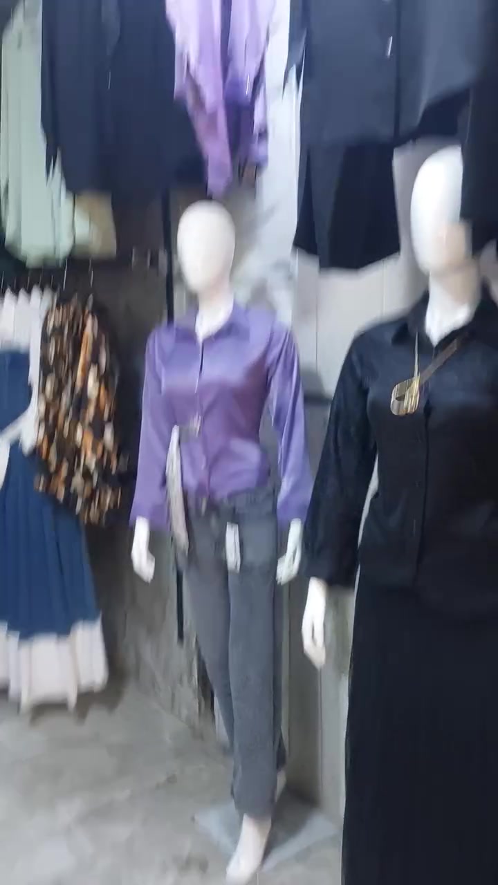 ملابس نسائية تركية البضاعة كلها  للبيع  علما كلها تركي وقطع غالية


**إذا كنت صاحب هذا الإعلان وتريد حذفه لأي سبب، رجاءا أرسل رسالة إلى الدعم الفني**
