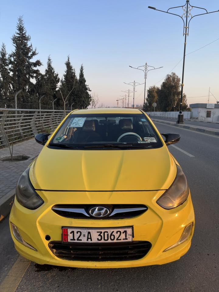 اكسنت مضلع 2012 للبيع
وارد امريكي فول مواصفات كير توماتيك  جامات كهرب مري كهرب دركه تحكم تدفئه تبريد رقم نينوى انكليزي بأسمي شرط التحويل ضررها تحرير بل صندوك

هيئه وغرامات صفر السعر 83 وبيها مجال 

للتواصل ***********
