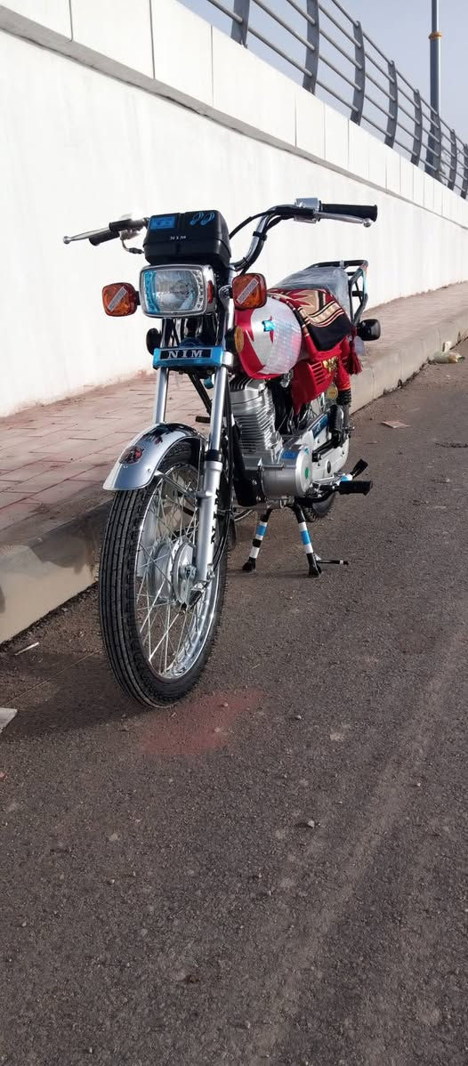 سلام عليكم دراجه للبيع نامه شبه اصلي اوراق سكنر خمس اوراق للبيع كفاله عامه موديل 2027 دراجه على وضع شركه برغي ما مفتوح بيه مال جناي صارلي سبوع من بدلت دهن
سعر 850 مكاني شطره هاذه رقم الهاتف ***********
