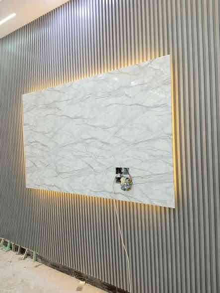 هندسة ديكورات البصره 
كافت الأعمال ديكورات والصباغ سقوف ثانيويه وتغلف جدران 
كافت الأعمال البيوت والمحال تجاريه 
رقم الهاتف واتساب/***********
