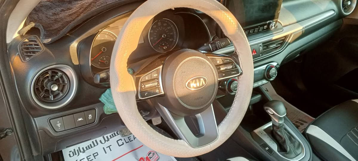 فورتي موديل 2019رقم بغداد بسمي كير محرك تبريد صدر كلهه شركه رادر امامي تحديد مسار ماشيه 71 بدون ارباك العنوان ديالى ترهم مراوس حسب القناعة السعر 120بيهه مجال ***********
