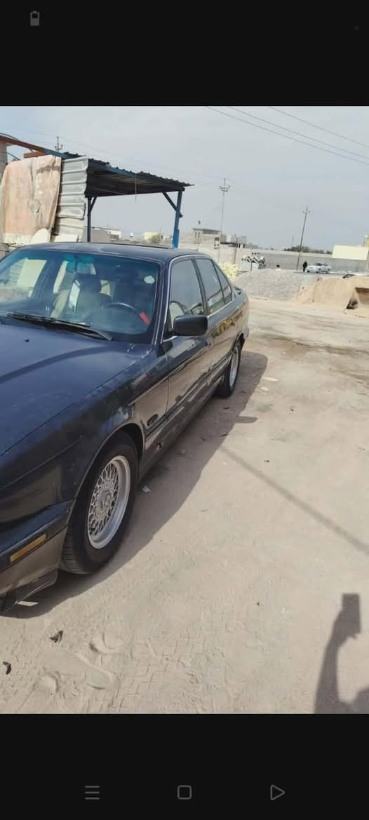 سلام عليكم بي أم مديل تسعين سيارة كفاله عامه  السعر 55 وبيه مجال  ***********
