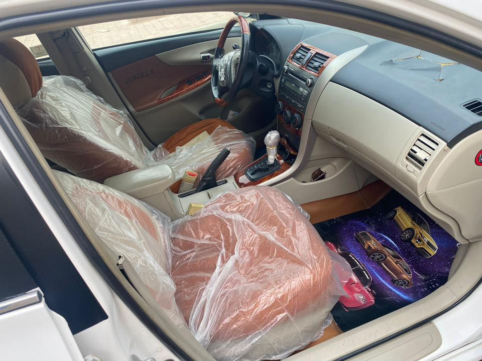 الشكل المقدس دولار السوك 
تويوتا كورولا موديل ٢٠١٣
كير ومحرك بشرط
سيارة أحلى من الصور ￼
جاهزة وما بيها نقص
‏خليجي ماشي 180
‏عنوان بغداد البلديات
‏سيارة باسمي السعر 128
***********￼
