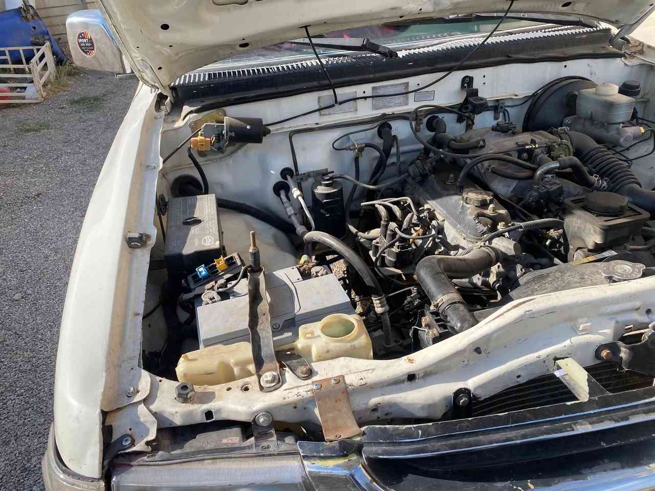 دير مؤديل ٢٠٠٧مه نه فيست ئه صلى گير مه كينه به شه رت سعرى ٣٥گه لا شوين چوارقورنه ژماره ى موبايل ***********  /***********
