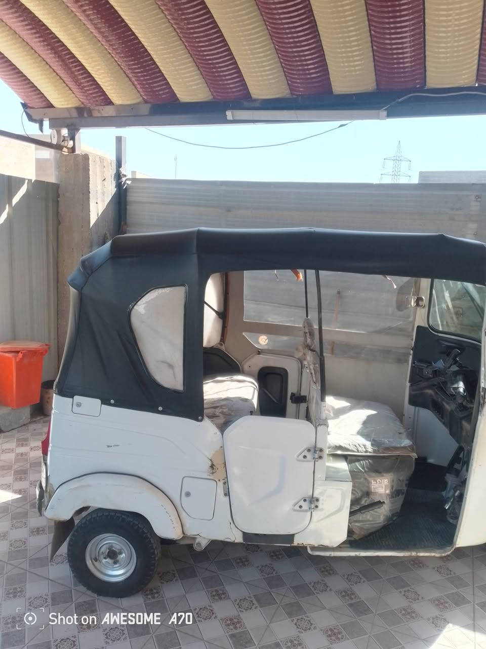 تكتك باجاج 21   محرك وكسل مكفولات والكشر نفس الي بصوره
السعر 6800 بغداد الدورة  ***********
