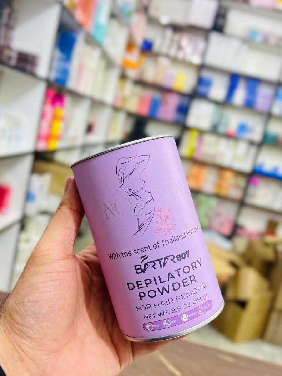 بودرة "نوفين" (NOVIN) المزيلة للشعر برائحة زهور تايلاند 💜✨
تستخدم لإزالة الشعر من الجسم ☂🫧
💜مصممة لإزالة الشعر بسرعة وفعالية، وتمنح بشرة ناعمة من أول استخدام 
💜 حل سريع وعملي لبشرة ناعمة خلال دقائق. 
💜 مناسبة لإزالة الشعر الأكثر سماكة (قد تختلف الألوان للوجه/الجسم). 
تساعد على تقليل نمو الشعر مع الاستخدام المنتظم (للمنتجات المشابهة). 
بدون ألم وطبيعية وآمنة (للمنتجات المشابهة).
طريقة الاستخدام: تخلط بوردة مع ماء توضع العجينة على المنطقة المراد إزالة الشعر منها، تترك لمدة 5 إلى 10 دقائق، ثم تُمسح ويُغسل الجلد بالماء الفاتر.

توجد توصيل لجميع المحافظات العراق 🇮🇶🚚🚕للحجز والاستفسار يرجى التواصل عبر الخاص 📩💌توجد لدينا عروض خاصة وخصومات وهدايا 🎁😍


**إذا كنت صاحب هذا الإعلان وتريد حذفه لأي سبب، رجاءا أرسل رسالة إلى الدعم الفني**