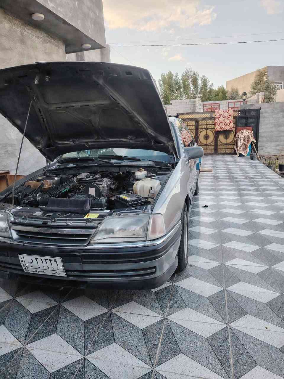 سلام عليكم ورحمة الله وبركاته
اوميكا وضع شركه
كهربائيات َكله شغاله
صدر امامي خلفي جديد
داخله لوك وبلادي
تدفئه شغال كل الاتجهات
برده خلفيه بلاديه شغاله
مكاني فلوجه السعر 40 وبيه مجال
***********
