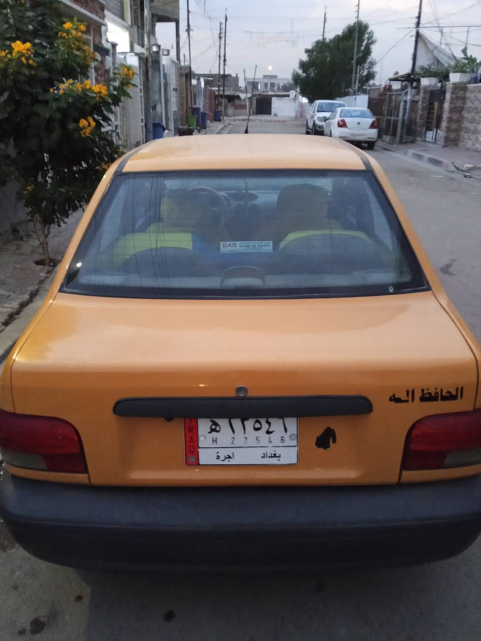 سلام عليكم سياره سايبه البيع موديل 2021 سياره خير من الله سياره جديده بيها  بس ضربه وره  شويه صبغ وره   سياره جاهزه السعر 48 بيها مجال الستفسار ***********
