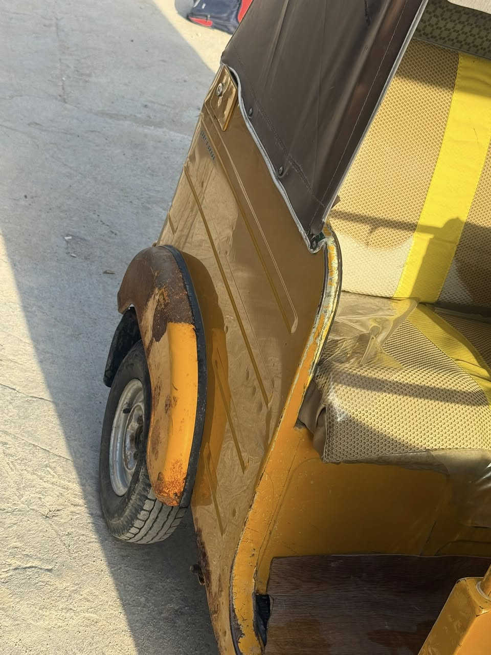 تكتك 2020شهر ال 11 اوراق كامله جديد مكفواله من الظربه والصبغ مكينه مجفته بوشه وبستم قطرت صبغ مابيه مكاني الشعب ***********
