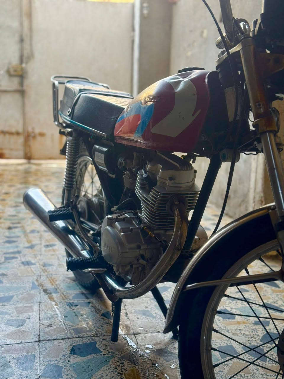 سلام عليكم
دراجه ناما للبيع موديل 19 أوراق اصولي بأسمي 
دراجه ما بيها اي نقص مال بيت 
الرقم// ***********
