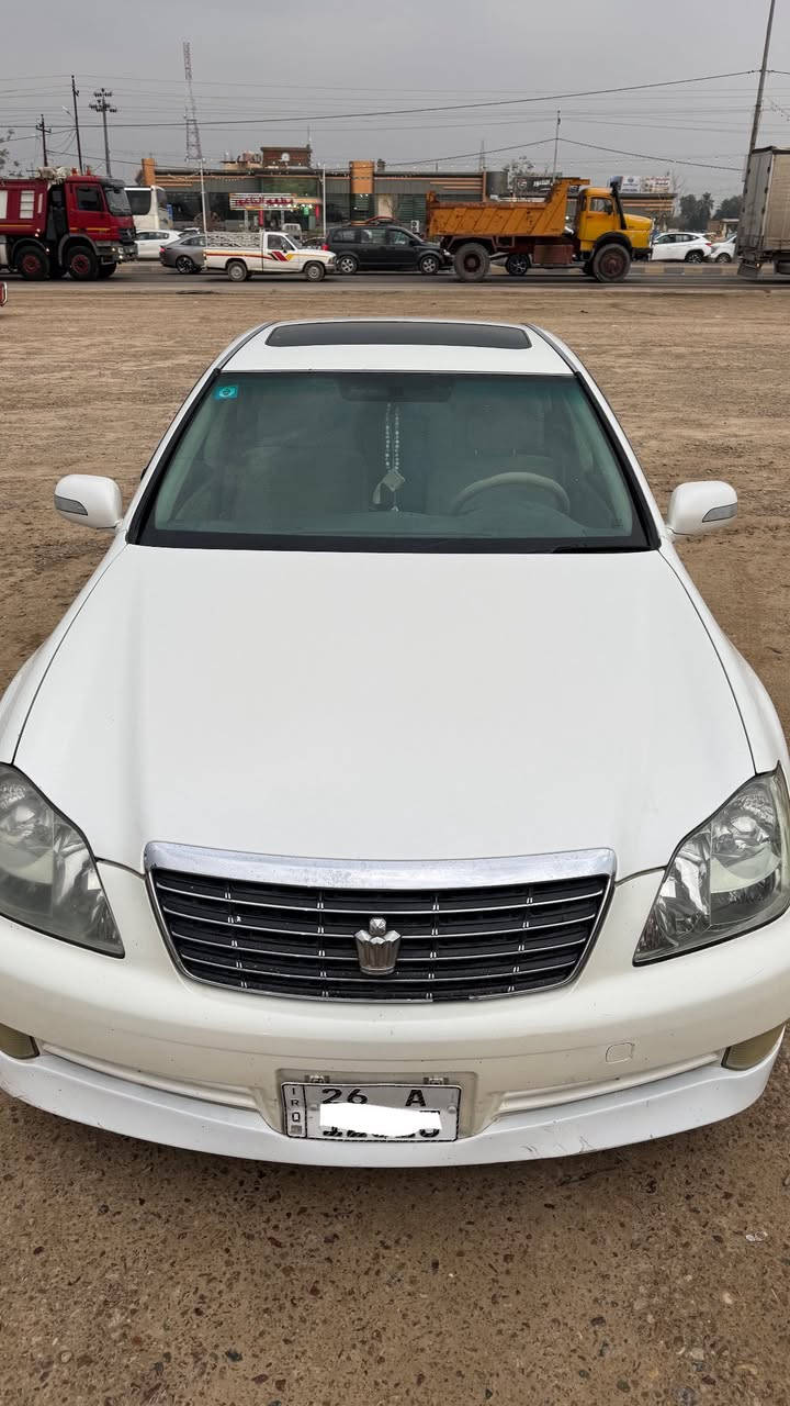 السلام عليكم تويوتا شاهينه 2004 أصوليه  للبيع او مراوس رقم صلاح الدين إنكليزي شرط التحويل مكفوله من الصبغ ما عدا بارد في الحاملغ الخلفي الأيسر 3 دكم شاشه 6بصمه قطعتين تبريد برده خلفيه كشنات وستيرن كهرباء 
ملاحضه يوجد ضعف في لاستيك ولف
السعر 148 و بيها مجال بسيط  
العنوان صلاح الدين الدجيل للاستفسار ***********
