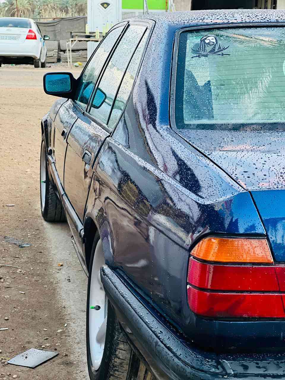 السلام عليكم للبيع بي ام موديل 93 حجم 730 رقم بغداد كهربائيات كله شغال كشن كهربائي  كير ومكينه مكفولت تخم تاير جديد ويل رياضي 17 مضخم صوت شغال 4سماعات جداد باتري جديد حداديه جديده تعمير جديد صبغ اثر جراد فقط السياره مكفوله من الضربه والحادث  سياره ماذب عليه  ربع مكاني بابل محاويل السعر 55وبيها مجال مامتوجد على الفيسبوك ***********
