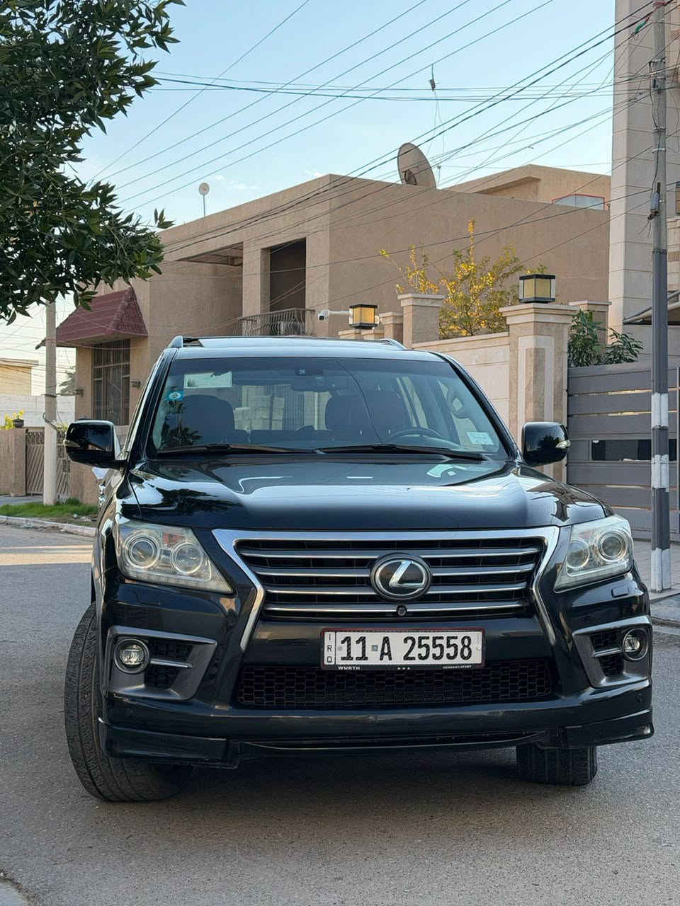 لكزز موديل 2014 سياره جديده مال بيت بيها صبغ دعاميه الاماميه فقط سعرها 40الف ونص رقمي
***********
عنوان بغداد حي الجهاد
