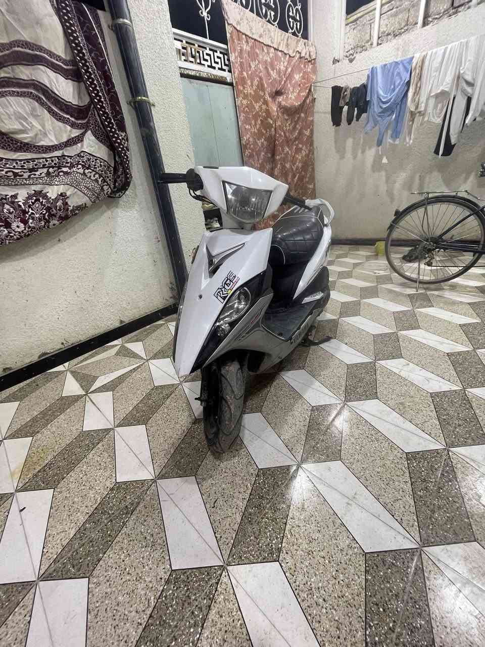 دراجه مضلع حديث دراجه برغي ما متوح بيهه لا تبخر ولا تنقص دراجه كفاله    رقمي *********** سعر ٨٥٠
