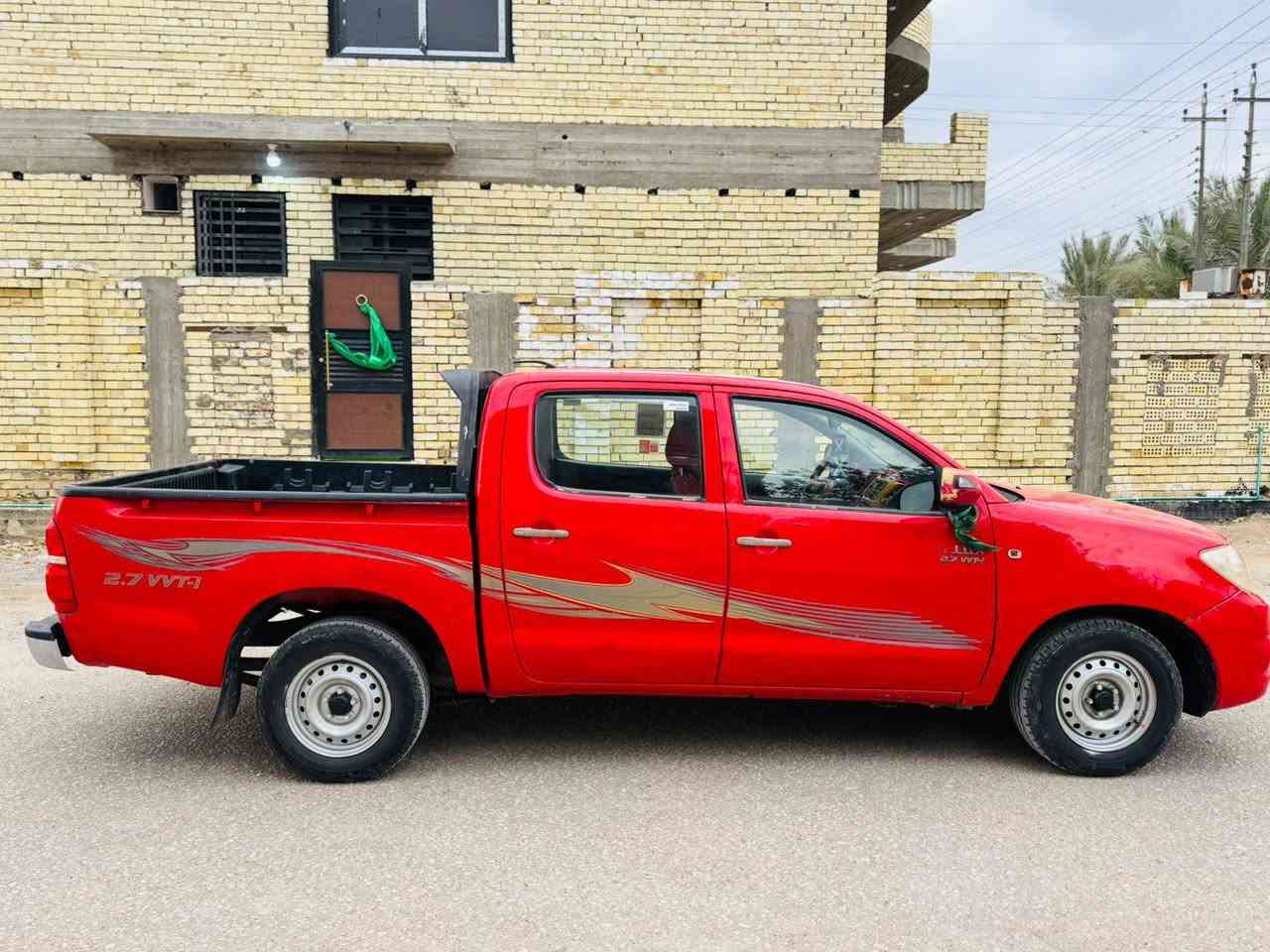 سلام عليكم بيكم هايلوكس 2011 رقم مثنى دولي بسمي تريد تحويل تريد وكالة تخم تاير محرك جديد تبريد ثلج تدفئه شغاله  حداديه جديده شاصي 19 كويتي باب اول مكفوله من ضربه وتبديل وصبغ وضع شركة سعر 157 وبيه مجال *********** *********** مكان بابل الشوملي
