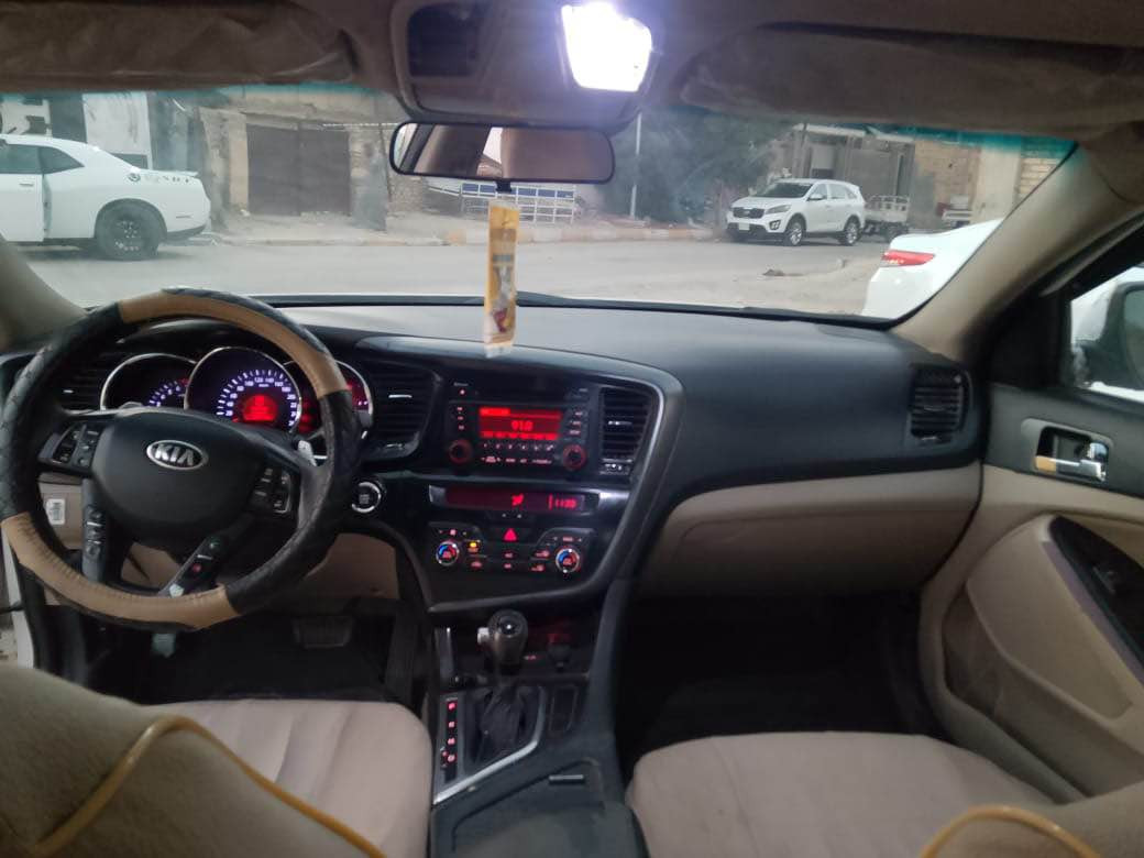 السلام عليكم للبيع كيه اوتيمه مديل 2011 مكينه وكير جدد حداديه جديده دواخل حلوه كهربايات كلها شغاله تهم تاير سياره جاهزه السياره متجايه رقم أربيل وأبو الوكاله بل ناصريه تحويل ثاني يوم السعر75 وبيه مجال مكاني الناصريه مركز رقم *********** ناصرية, ذي قار
