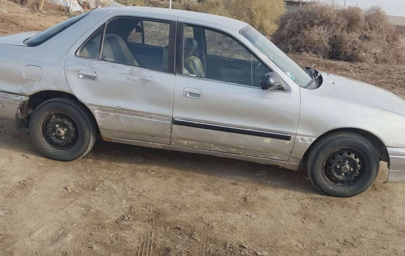 انترا مسطره موديل 1992 سنويه نافذه نهايه ال 21 محرك جديد شادله حاويه كيراوتو بحاله جيده فقط بيها طخه بسيطه بل باب الخلفي والكشر نفس ماموضح بل صوره راعيها يريد تحويل. 
السعر28 وبيها مجال بسيط


**إذا كنت صاحب هذا الإعلان وتريد حذفه لأي سبب، رجاءا أرسل رسالة إلى الدعم الفني**