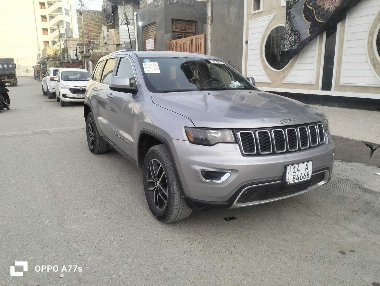 السلام عليكم للبيع جيب لاريدو 17اصل مكانهه الناصرية ***********
