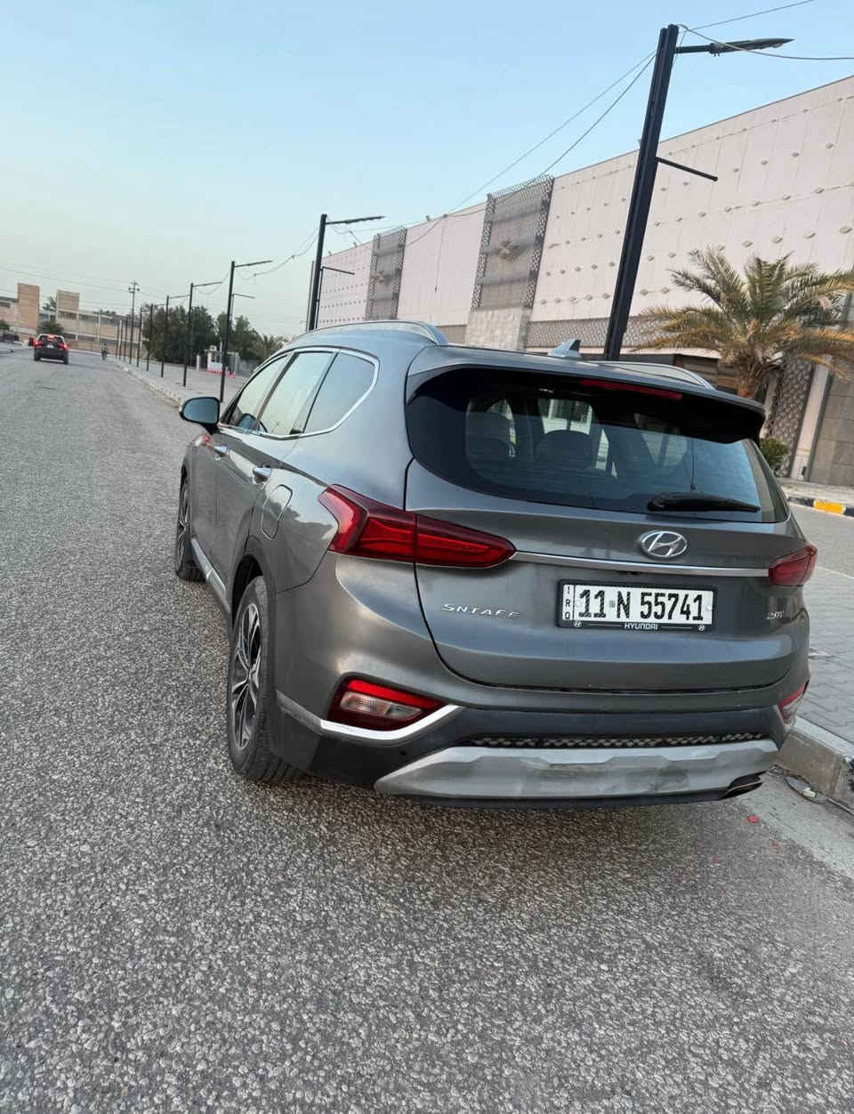 سنتافي ٢٠١٩ 
2000 Turbo 
فول مواصفات أعلى شي 
ماشية ١٧٥ 
قفل ١٣٧ ورقة 
مكان السيارة نجف 
*********** النجف, العراق
