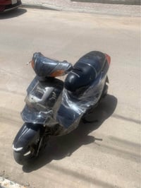 دراجه سكنس للبيع كامله وكلشي شغال سلف هندر نقصه الكفر الاماي وترايش بس...