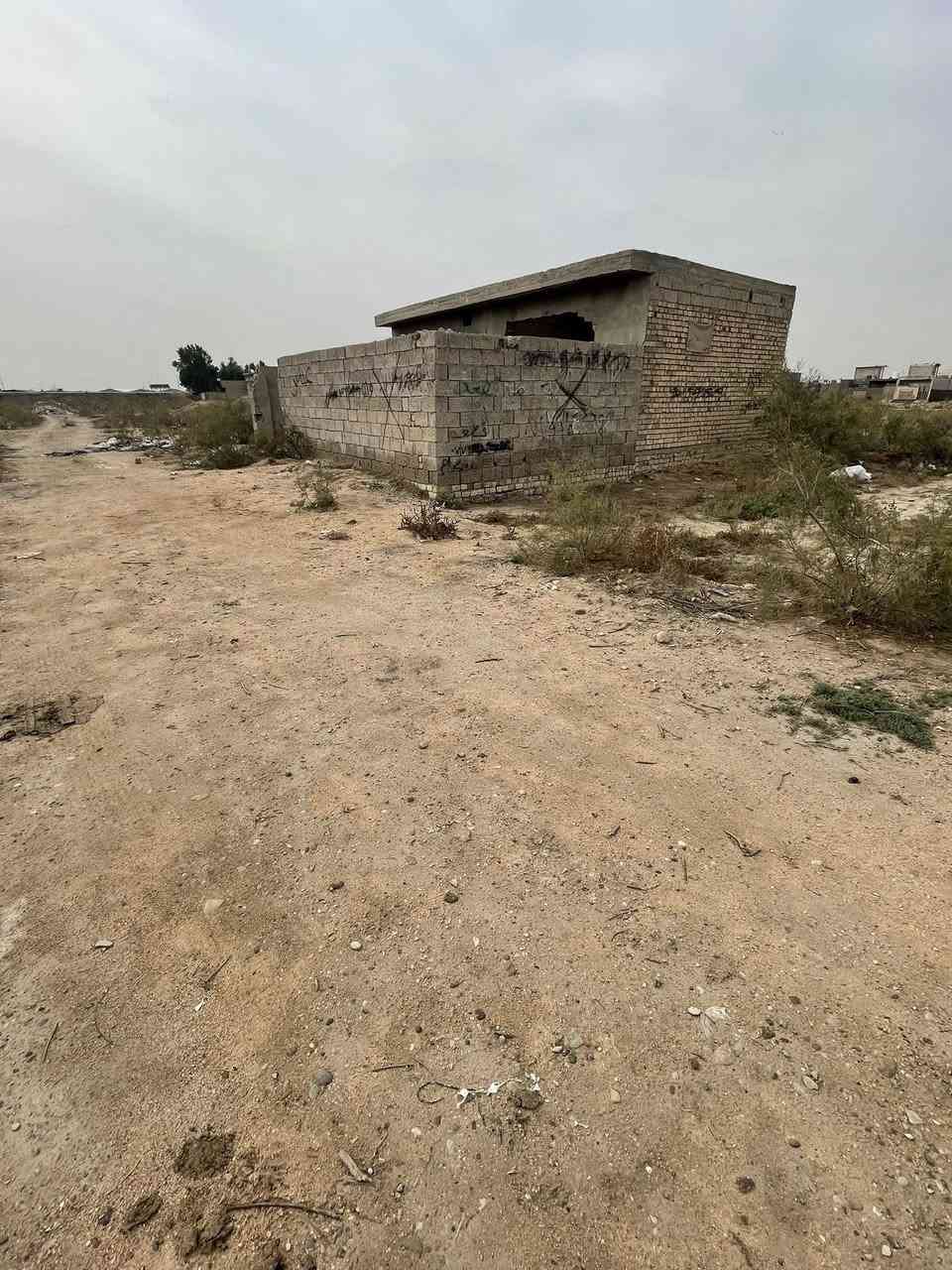 السلام عليكم بيت ١٠٠ متر نزال ١٠ واجه ١٠ الكرغوليه شارع ملاين أقرار ٢٥ الرقم ***********
