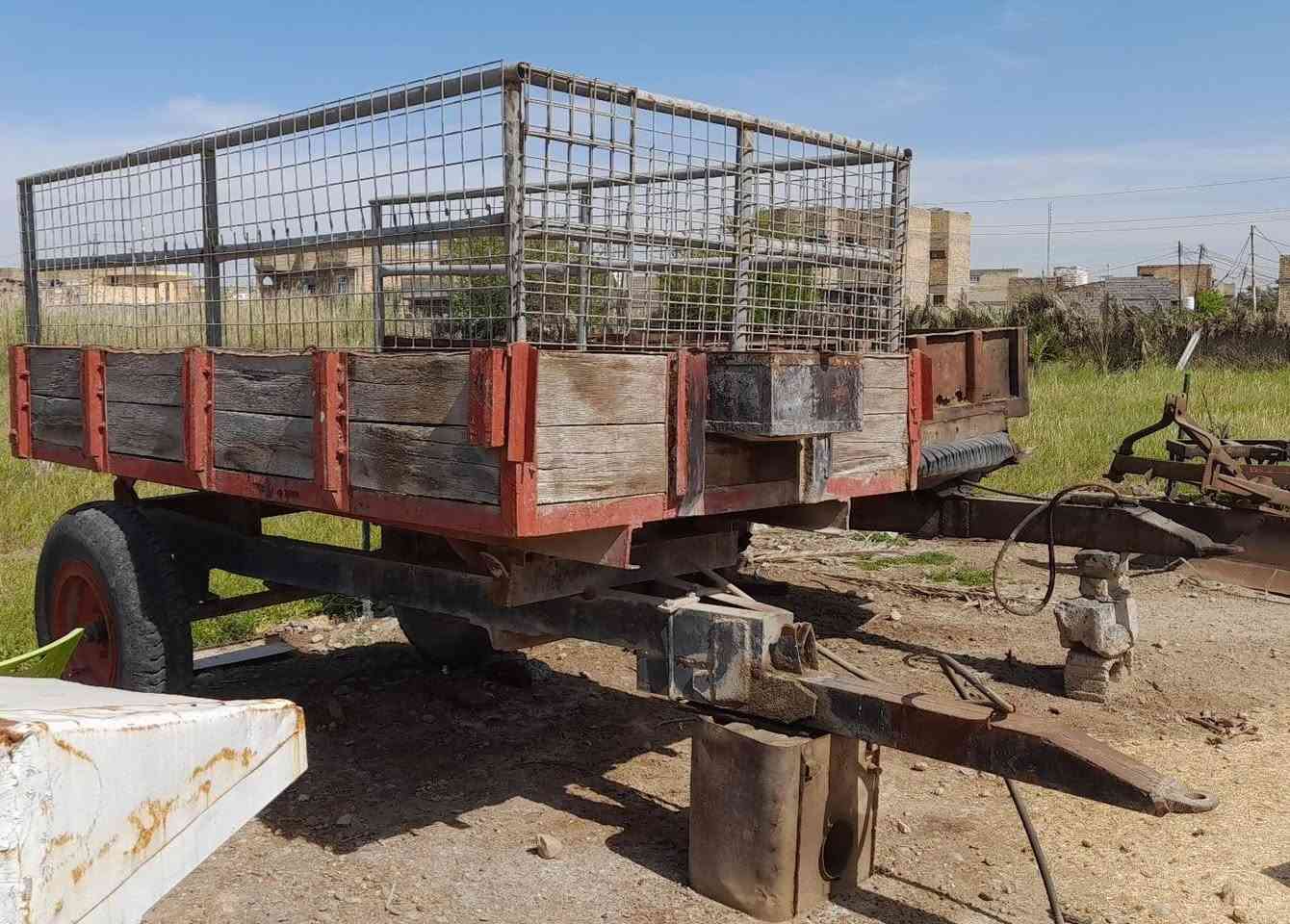 عرباين عدد٢ وحده سكندريه وحده فلاوجيه العنوان بغداد الطارميه الهاتف ***********كورك ***********
