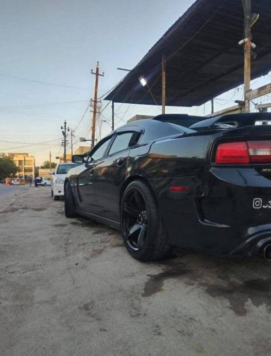 السلام عليكم سياره جارجر البيع مديل 2011 سياره جاهزه تخم تاير جديد حداديه جديده وسياره نضيف شوف عينك تحويل ثاني يوم سعر 110وبيه مجال حك الجيه  رقم الهاتف  ***********_*********** مكلف بل نشر
