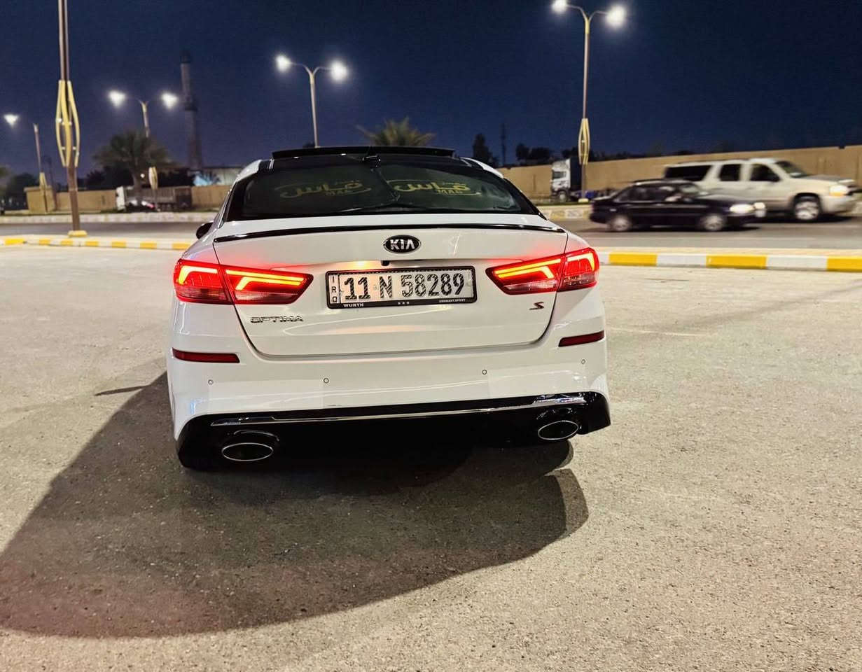 سلام عليكم. اوبتما ((2019))  S
فول مواصفات
محرك 2400 GDI
 رقم اربيل 
صور الحادث مرفقة بالمنشور 
بالعراق بيه صبغ جملغ بدون حادث
————————-
*المواصفات*
بانوراما 
مراية تعتيم 
بصمه تشغيل وابواب 
لد نهاري امامي خلفي
لد باليدات ليلي نضام ترحيب
كشن كهرباء
كشن نص جلد ونص مخمل
تحكم فول
حساس خلفي
صندوق ذكي يفتح عند الاقتراب 
شاشه كبيره وكامرا  دواره
رادار جانبي 
رادار امامي 
سياقه ذاتيه 
رادار  توقف ذاتي 
تنبية خروج عن المسار
دواسات مال سبورت
دبل اكزوز  صالنصة 
دفيوزر مشيف بلادي اسود
سياره نضيفه مكينه وكير وحدادية 
ماشيه 109
السعر 148
مكاني الانبار الفلوجة 
***********
موجود واتس اب
