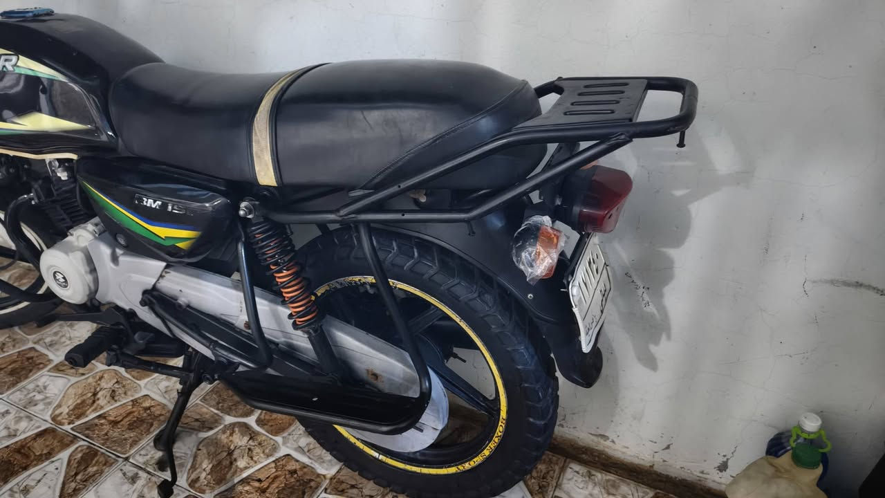 بوكسر 19 كفاله عامة مكاني ديالى بعقوبه 
مرقمه بأسمي 
مليون و500 
*********** واتساب فقط
