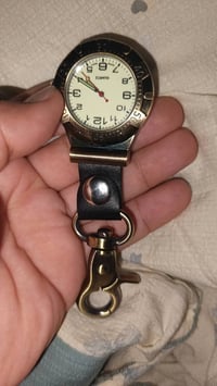 ساعة جديدة • شكل تخبل • جمال